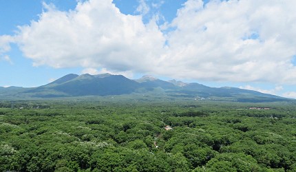 日本關東栃木縣那須市旅遊必去景點推薦藍天與從高空俯瞰那須高原景色