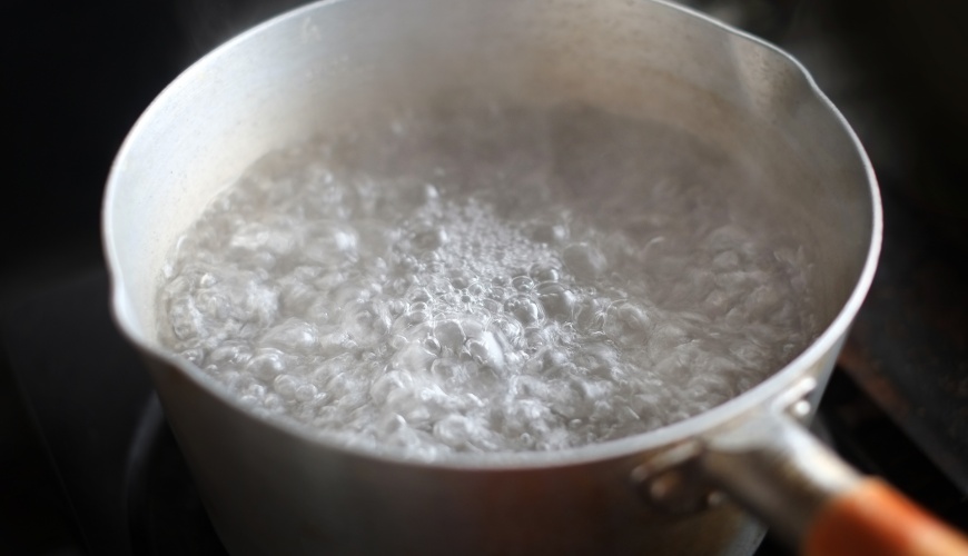 日語的「湯」的意思之一：飲用的熱水