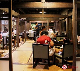 沖繩必吃美食推薦11選燒肉店家「百年古家大家」的百年木造用餐空間