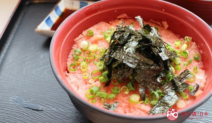 沖繩必吃美食推薦11選海鮮店家「海人食堂」的鮪魚蔥花丼