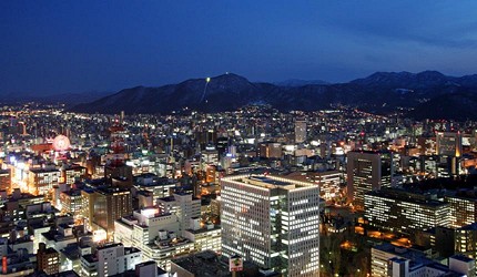 從JR塔外望的北海道城市夜景與遠山夜景