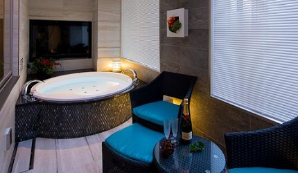 日本酒店評論家瀧澤信秋挑選的東京精品酒店排名 TOP 6 的「Hotel The Glanz CASCATA」的浴室照片