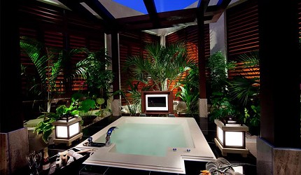 日本酒店評論家瀧澤信秋挑選的東京精品酒店排名 TOP 6 的「HOTEL COCO GRAND 上野不忍」的浴室照片