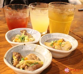 沖繩旅遊孝親自由行推薦美食餐廳「波照間」的沖繩傳統豆皮小菜