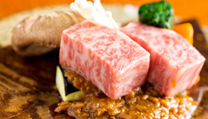 日本自由行必吃的「飛驒牛」