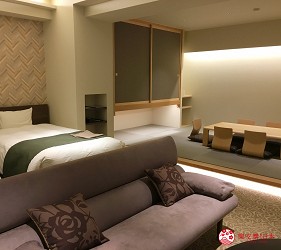 輕井澤一日遊地表最強10間住宿推薦之文青旅店「Hotel Grand Vert」的旅店房間室內照片