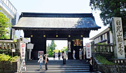 「日光山輪王寺」的黑門