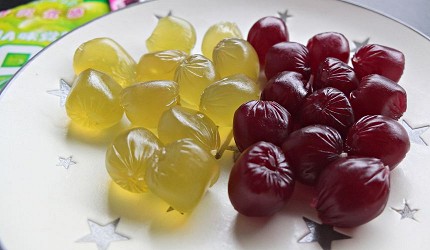UHA味覺糖 KORORO人氣最高的葡萄與麝香葡萄口味。