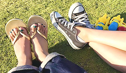 日本旅遊夏季夏天穿搭推薦單品帆布鞋涼鞋拖鞋透氣球鞋