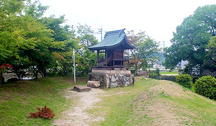 日本岡山吉備津彥神社鶴島神社